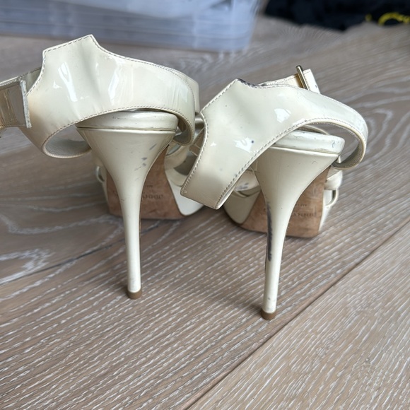 Jimmy Choo, vintage, patent leather , platform sandal heels, size 38 - Picture 5 of 8